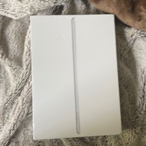 iPad 7th Generation,With protective case. 32GB